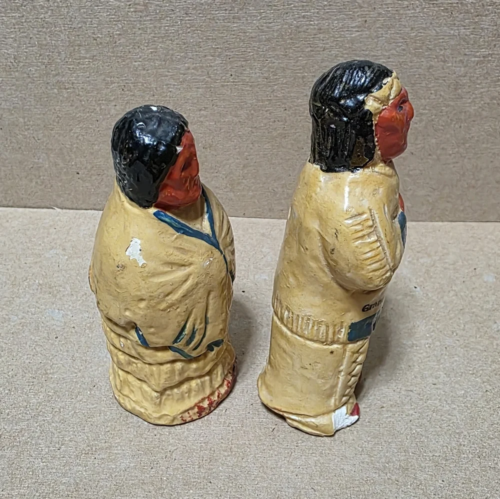 Vtg Native American Chalkware Salt Pepper Shaker Set Hand Painted #169